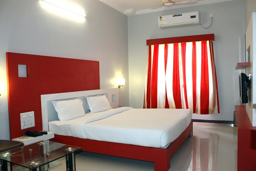 Oyo 4316 Hotel Sai Empire Shirdi Zimmer foto